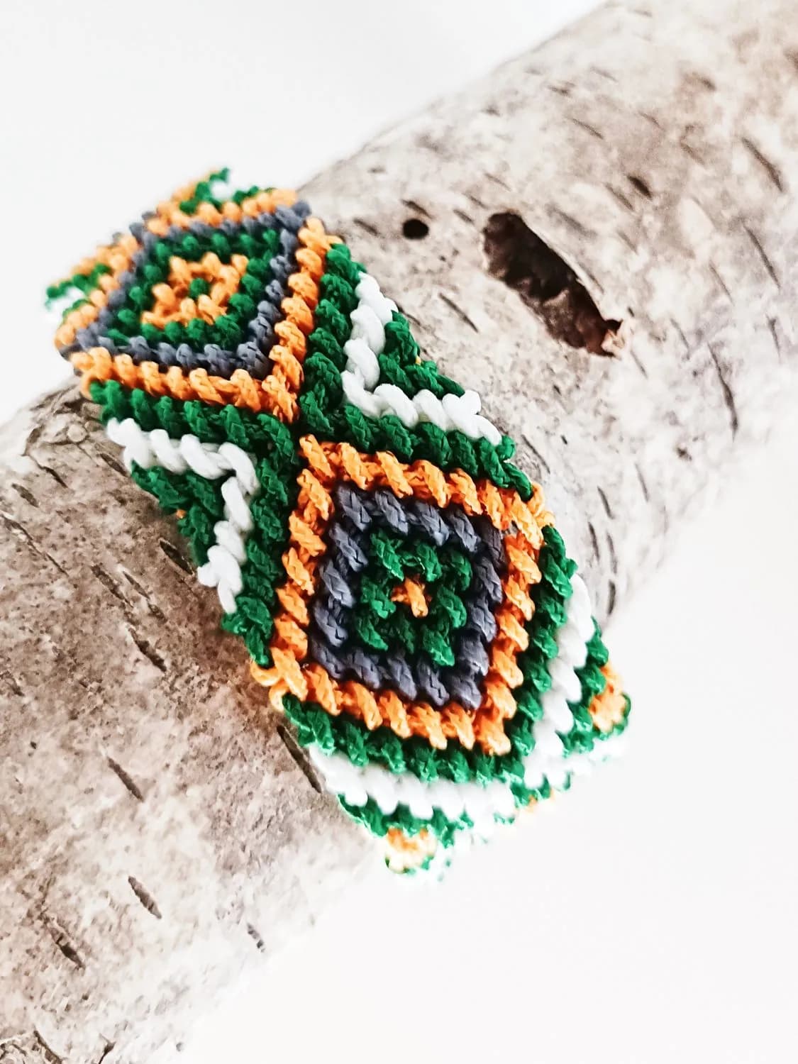 Individuelle Hundehalsbänder aus Paracord kaufen - Handgemacht und robust